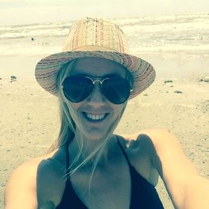 Meet your Posher, Alana